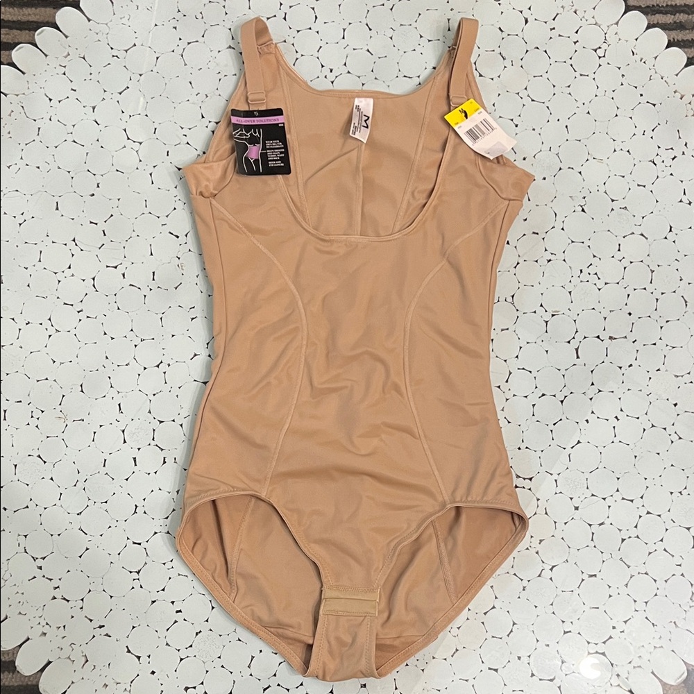 Maidenform Women's Open Bust, Wear Your Own Bra Smoothing Shapewear Briefer